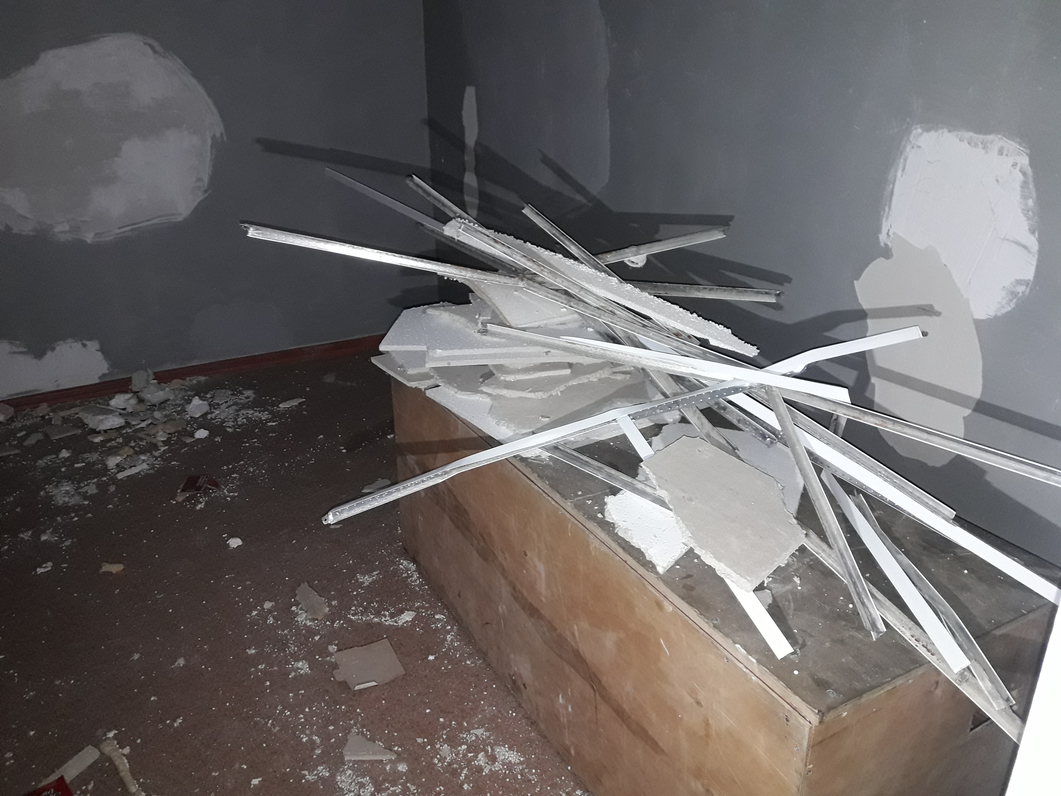 Ақтөбедегі мектепте төбе опырылып, 9 бала ауруханаға жеткізілді Ақтөбедегі мектепте төбе опырылып, 9 бала ауруханаға жеткізілді